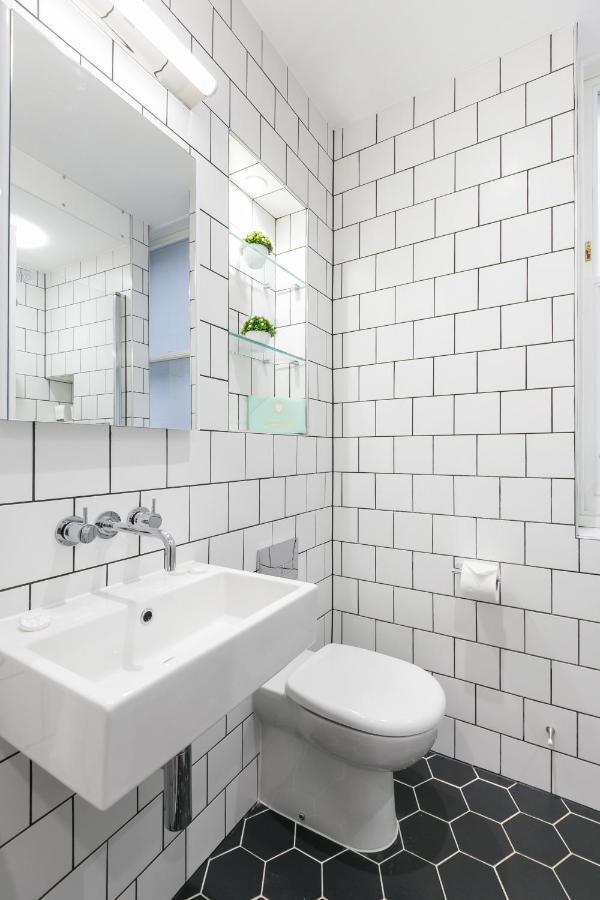 Urban Chic - Shaftesbury Appartement Londen Buitenkant foto