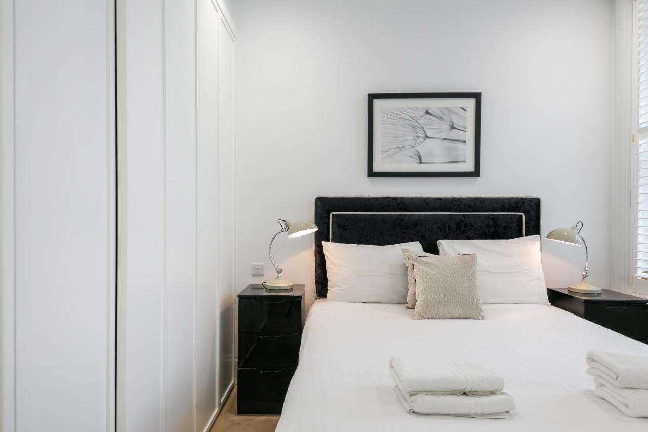 Urban Chic - Shaftesbury Appartement Londen Buitenkant foto