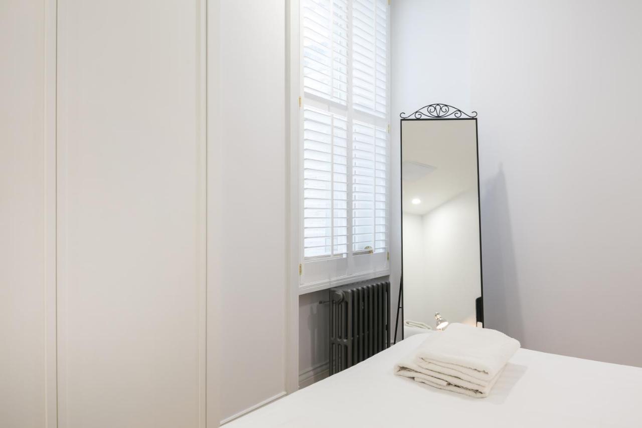 Urban Chic - Shaftesbury Appartement Londen Buitenkant foto
